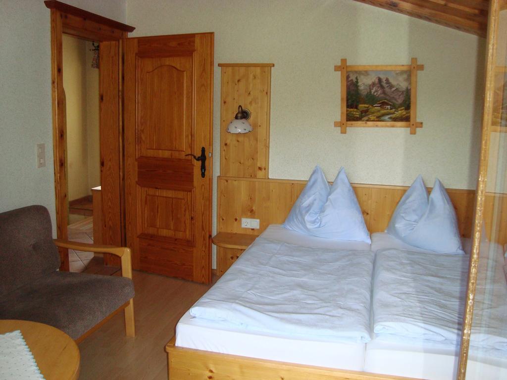 Apartmán Haus Harmonika Ramsau am Dachstein Pokoj fotografie